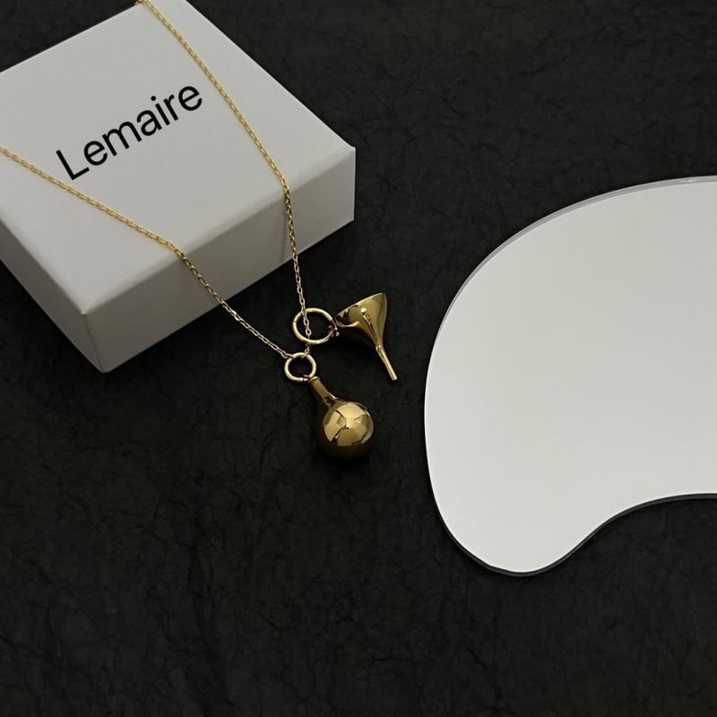 Unclassified Brand Necklaces